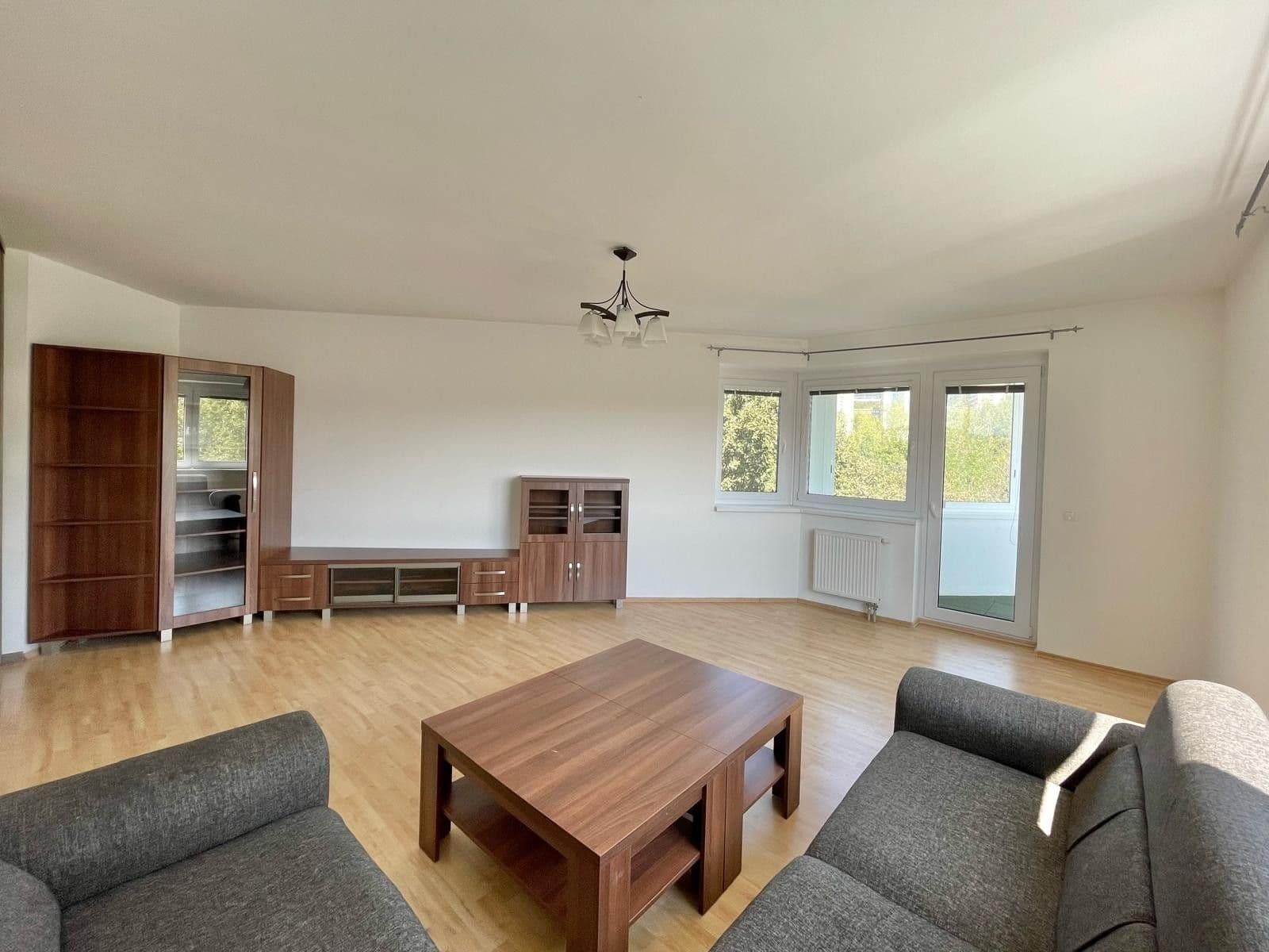 Pronájem bytu 4+1 130 m², Opavská, Nové Mesto, Bratislavský kraj Pronájem bytu 4+1 130 m², Opavská, Nové Mesto, Bratislavský kraj
