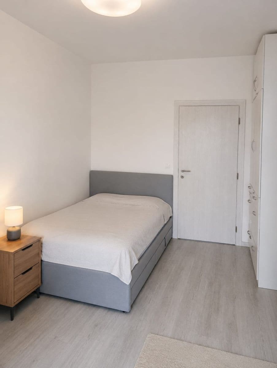 Pronájem bytu 4+1 130 m², Opavská, Nové Mesto, Bratislavský kraj Pronájem bytu 4+1 130 m², Opavská, Nové Mesto, Bratislavský kraj