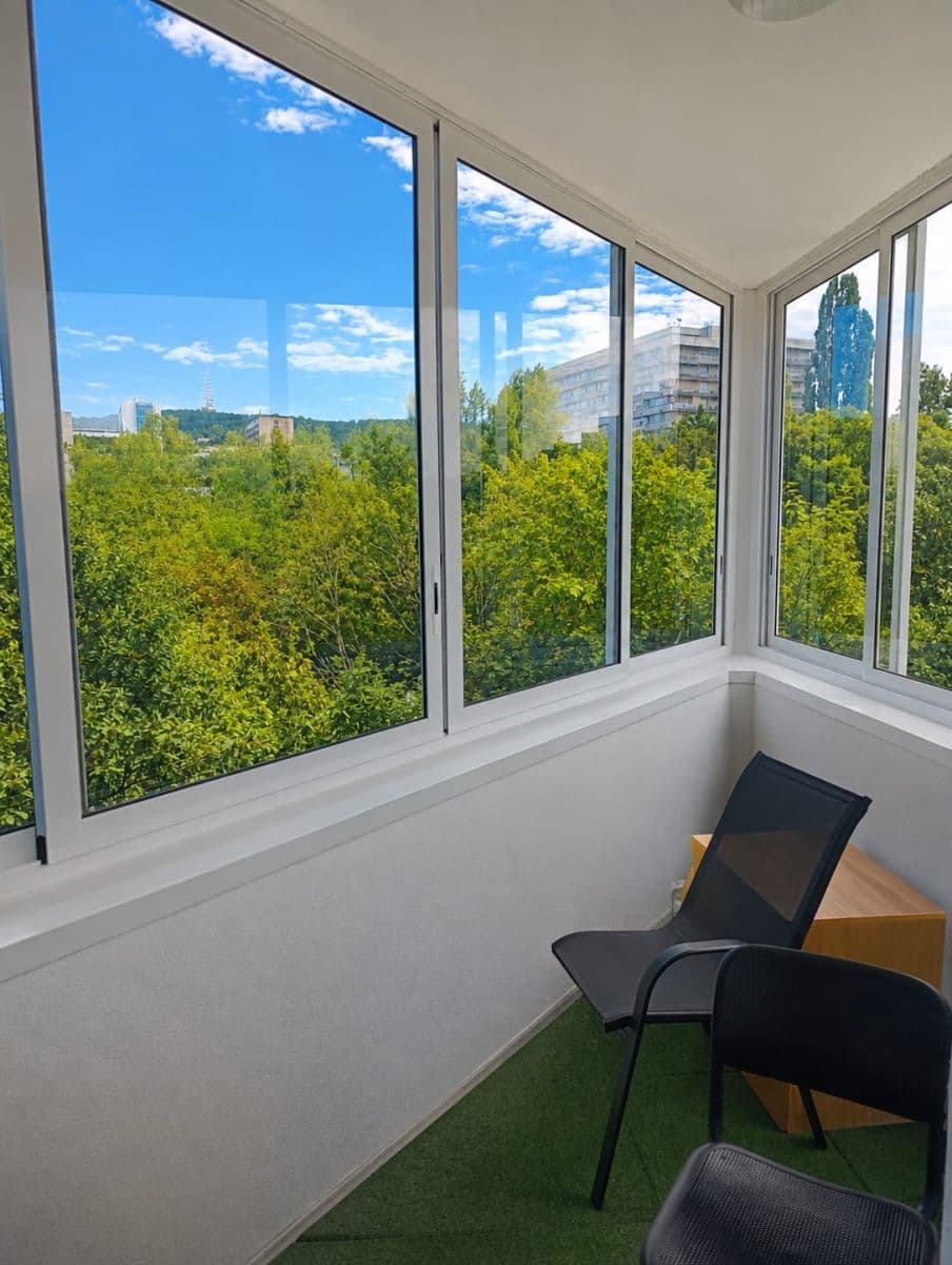 Pronájem bytu 4+1 130 m², Opavská, Nové Mesto, Bratislavský kraj Pronájem bytu 4+1 130 m², Opavská, Nové Mesto, Bratislavský kraj
