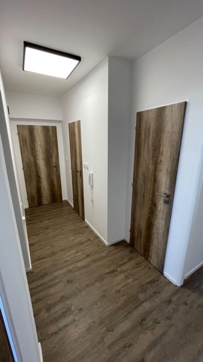 Prodej bytu 2+1 58 m², Spojovací, Sezemice, Pardubický kraj Prodej bytu 2+1 58 m², Spojovací, Sezemice, Pardubický kraj