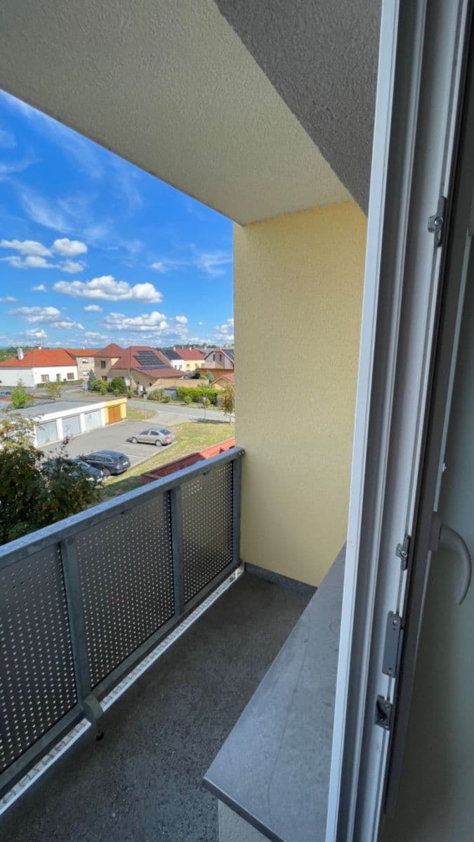 Prodej bytu 2+1 58 m², Spojovací, Sezemice, Pardubický kraj Prodej bytu 2+1 58 m², Spojovací, Sezemice, Pardubický kraj