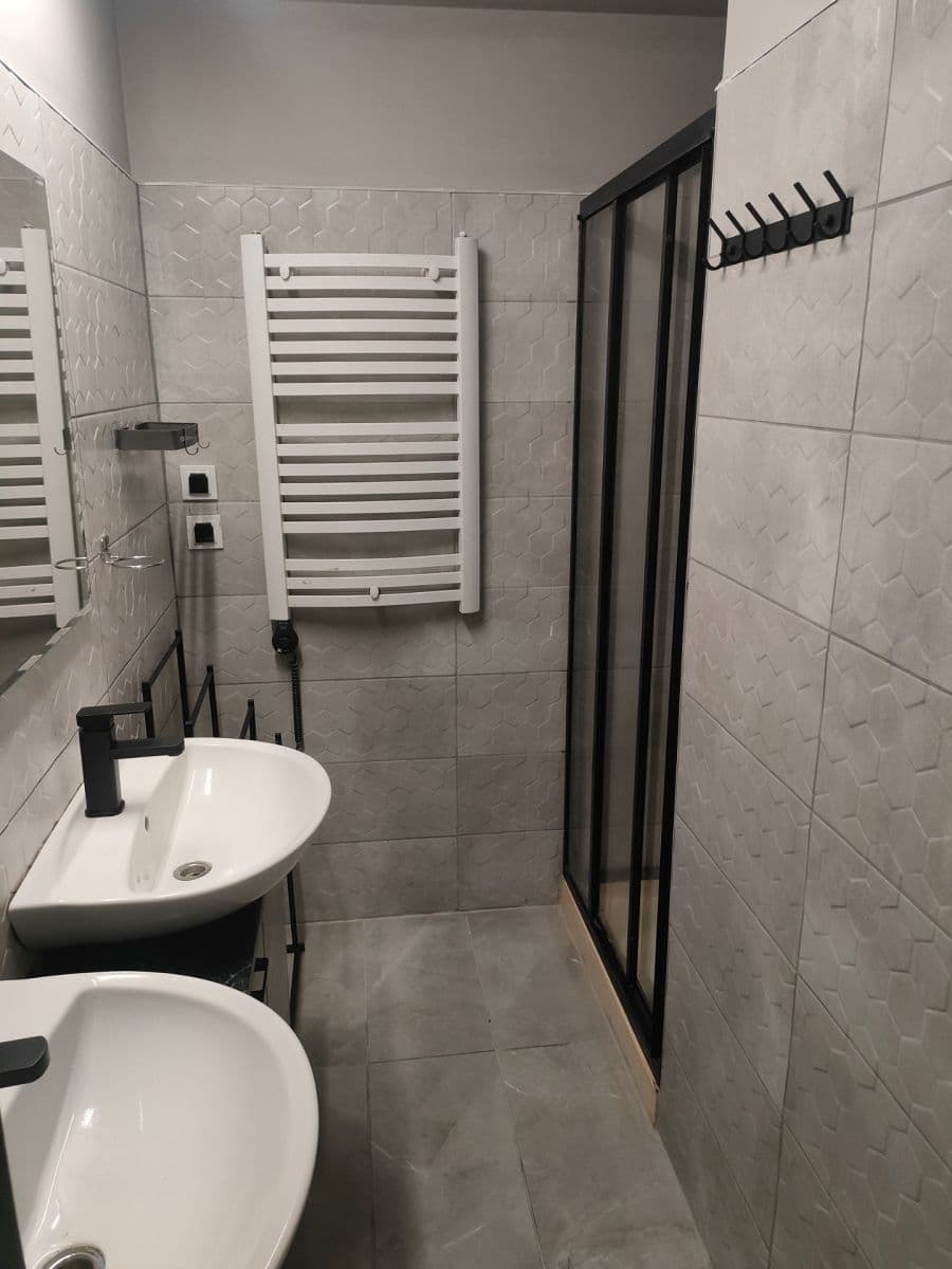 Pronájem domu 99 m², pozemek 450 m², Sibiřská, Ústí nad Labem, Ústecký kraj Pronájem domu 99 m², pozemek 450 m², Sibiřská, Ústí nad Labem, Ústecký kraj