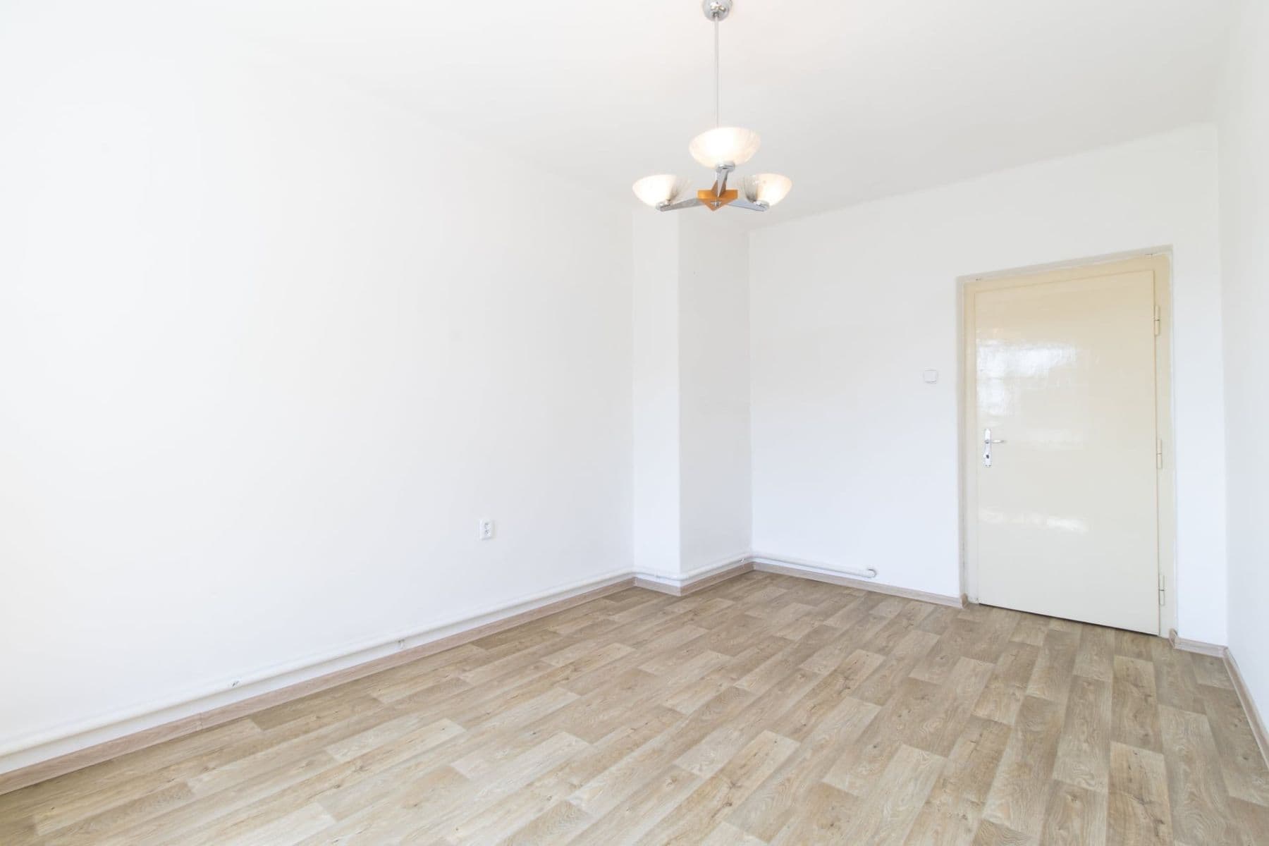 Pronájem bytu 3+1 73 m², Jedličkova, Lysá nad Labem, Středočeský kraj Pronájem bytu 3+1 73 m², Jedličkova, Lysá nad Labem, Středočeský kraj