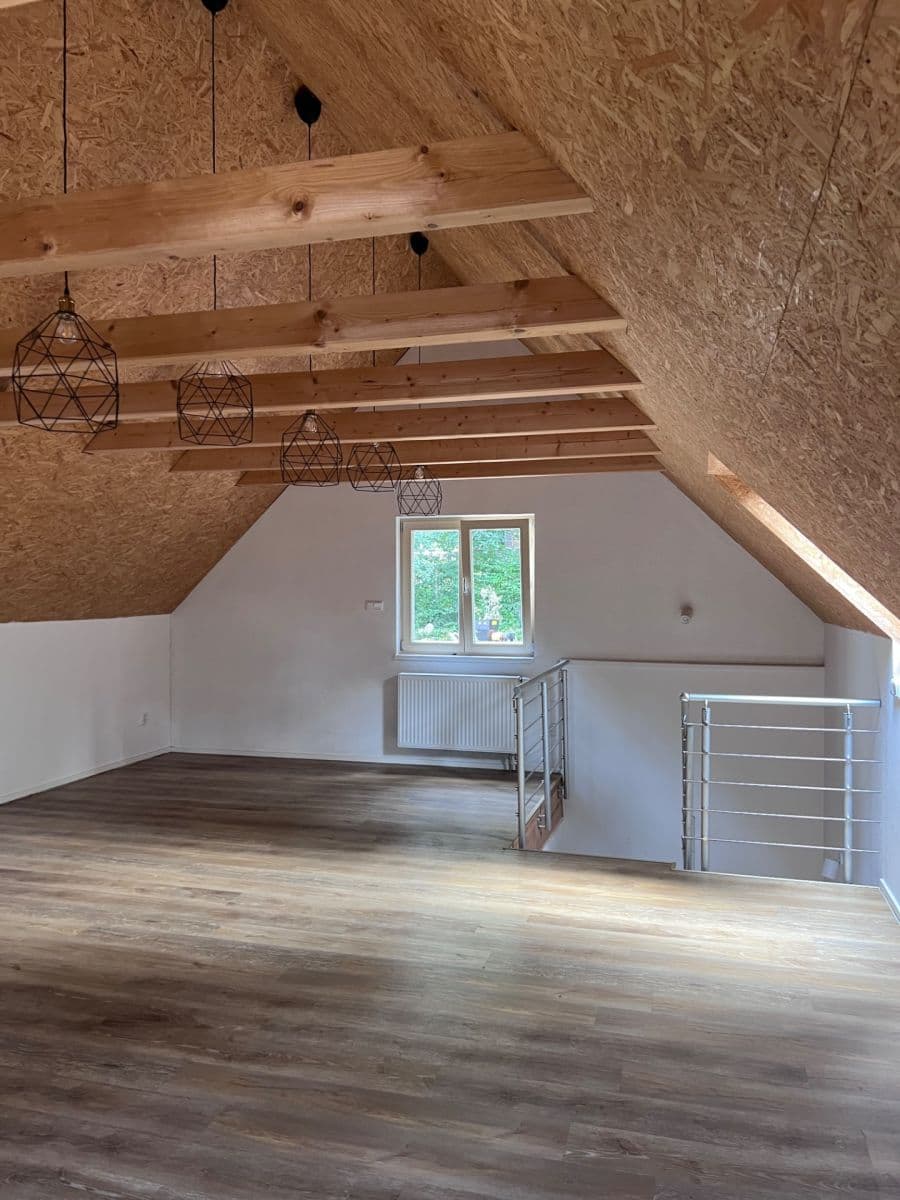 Pronájem chaty, chalupy 75 m², pozemek 400 m², Lesní, Jevany, Středočeský kraj Pronájem chaty, chalupy 75 m², pozemek 400 m², Lesní, Jevany, Středočeský kraj