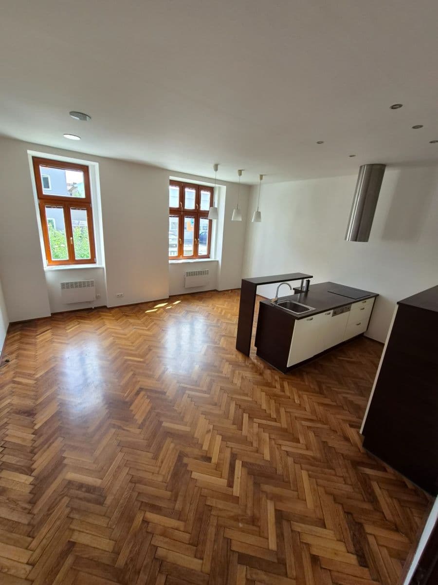 Pronájem bytu 2+kk 56 m², Vranovská, Brno, Jihomoravský kraj Pronájem bytu 2+kk 56 m², Vranovská, Brno, Jihomoravský kraj