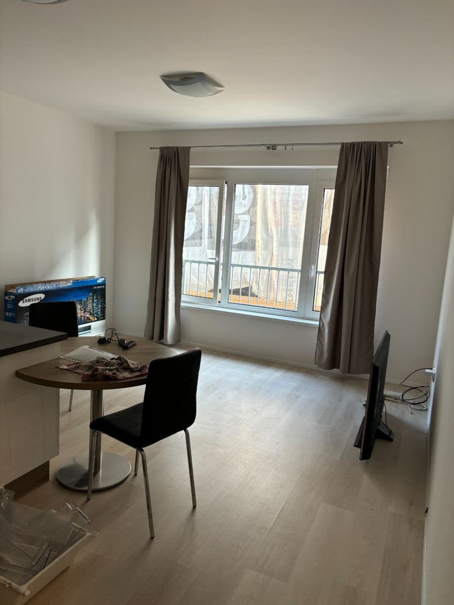 Pronájem bytu 2+kk 52 m², Přadlácká, Brno, Jihomoravský kraj Pronájem bytu 2+kk 52 m², Přadlácká, Brno, Jihomoravský kraj