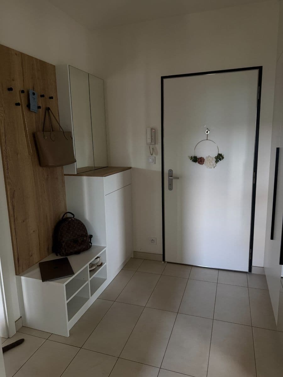 Pronájem bytu 2+kk 61 m², Kačírkova, Praha, Praha Pronájem bytu 2+kk 61 m², Kačírkova, Praha, Praha