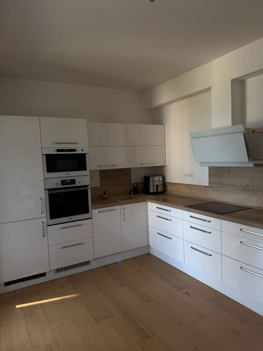 Pronájem bytu 2+kk 61 m², Kačírkova, Praha, Praha Pronájem bytu 2+kk 61 m², Kačírkova, Praha, Praha