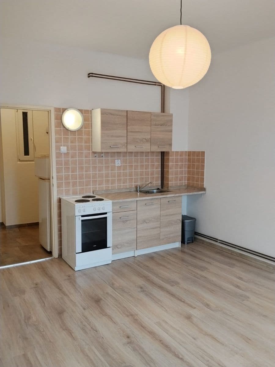 Pronájem bytu 1+kk 36 m², Školní, Praha, Praha Pronájem bytu 1+kk 36 m², Školní, Praha, Praha