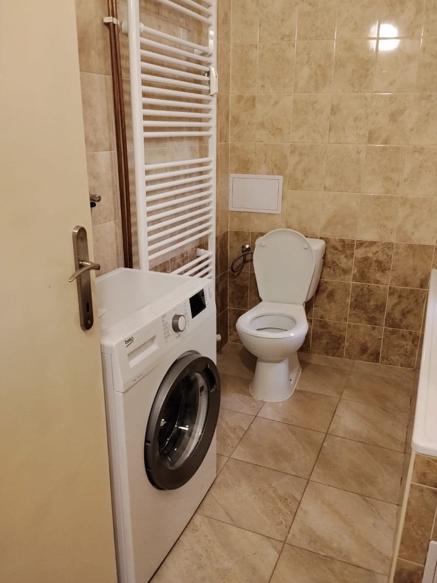 Pronájem bytu 1+kk 36 m², Školní, Praha, Praha Pronájem bytu 1+kk 36 m², Školní, Praha, Praha