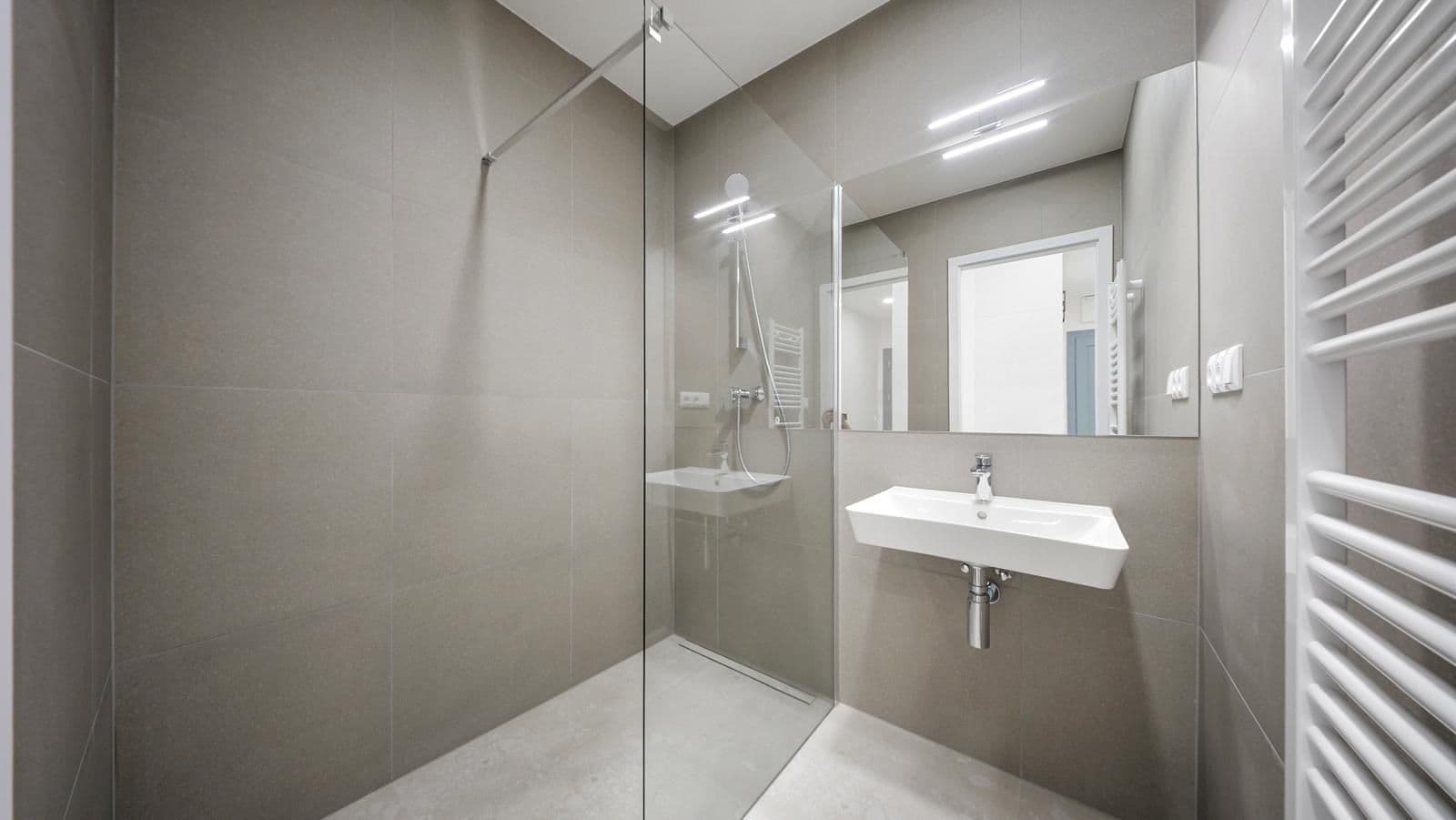 Pronájem bytu 2+kk 55 m², Jeseniova, Praha, Praha Pronájem bytu 2+kk 55 m², Jeseniova, Praha, Praha