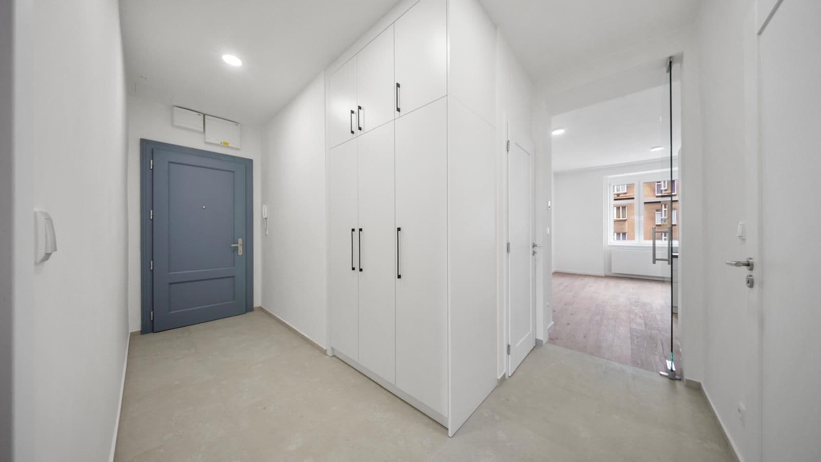 Pronájem bytu 2+kk 55 m², Jeseniova, Praha, Praha Pronájem bytu 2+kk 55 m², Jeseniova, Praha, Praha