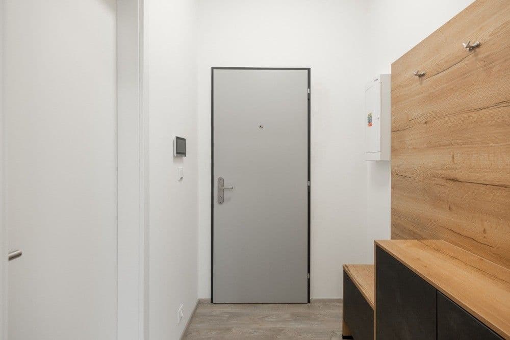 Pronájem bytu 1+kk 29 m², Zámecká, Lovosice, Ústecký kraj Pronájem bytu 1+kk 29 m², Zámecká, Lovosice, Ústecký kraj