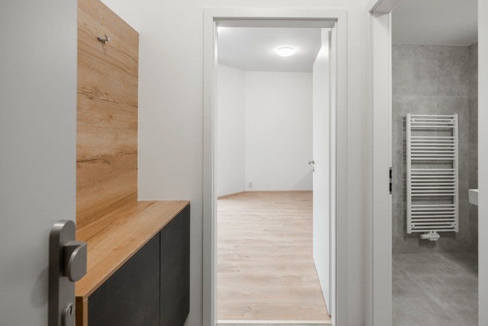 Pronájem bytu 1+kk 29 m², Zámecká, Lovosice, Ústecký kraj Pronájem bytu 1+kk 29 m², Zámecká, Lovosice, Ústecký kraj