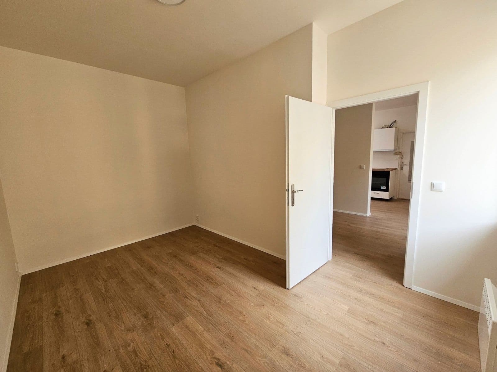 Pronájem bytu 2+kk 37 m², Jugoslávská, Praha, Praha Pronájem bytu 2+kk 37 m², Jugoslávská, Praha, Praha