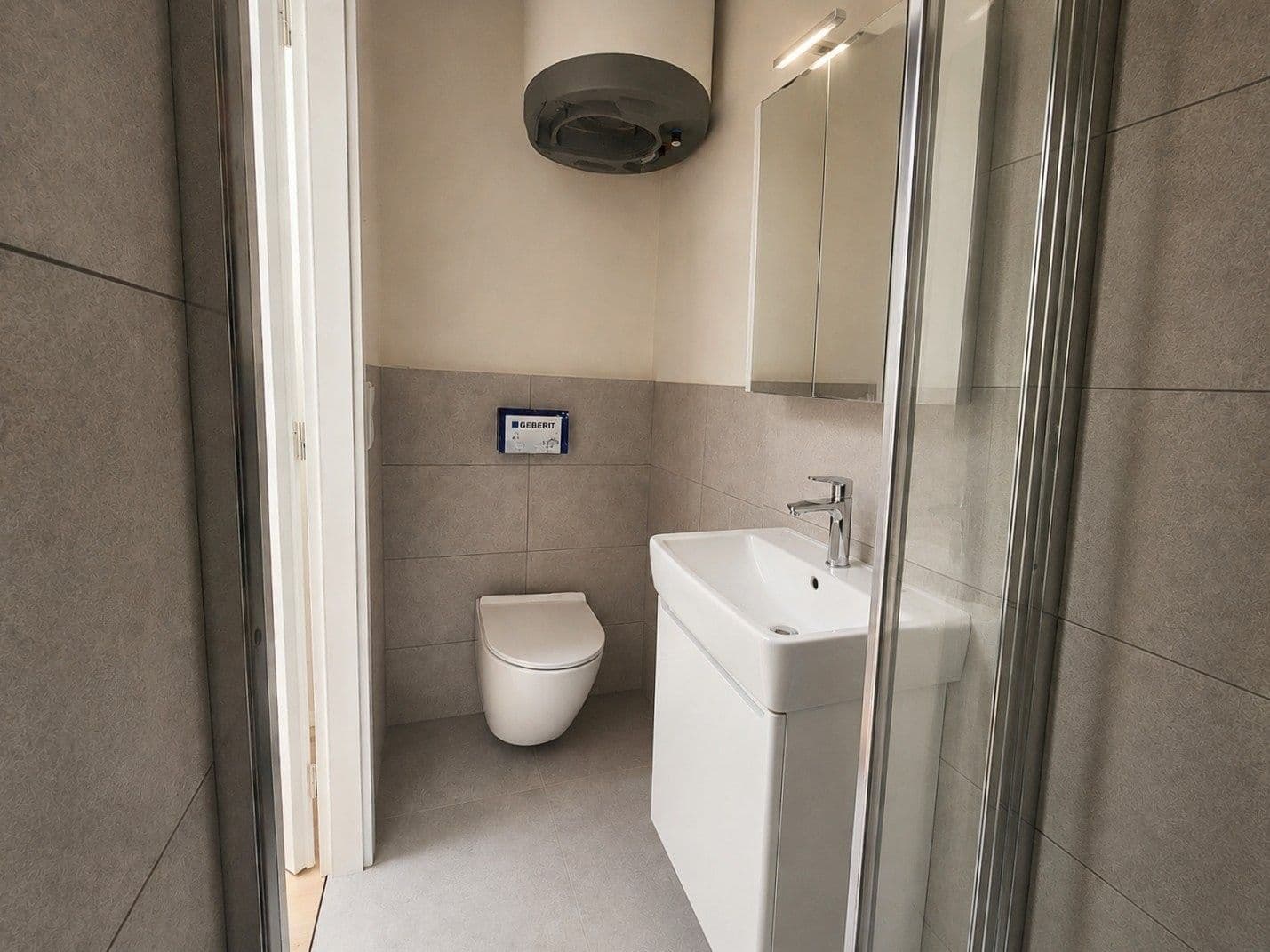 Pronájem bytu 2+kk 37 m², Jugoslávská, Praha, Praha Pronájem bytu 2+kk 37 m², Jugoslávská, Praha, Praha