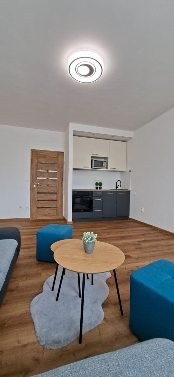 Pronájem bytu 1+kk 30 m², Tymákov, Plzeňský kraj Pronájem bytu 1+kk 30 m², Tymákov, Plzeňský kraj