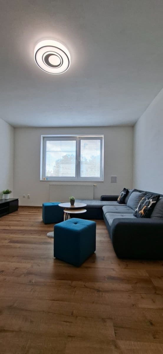 Pronájem bytu 1+kk 30 m², Tymákov, Plzeňský kraj Pronájem bytu 1+kk 30 m², Tymákov, Plzeňský kraj