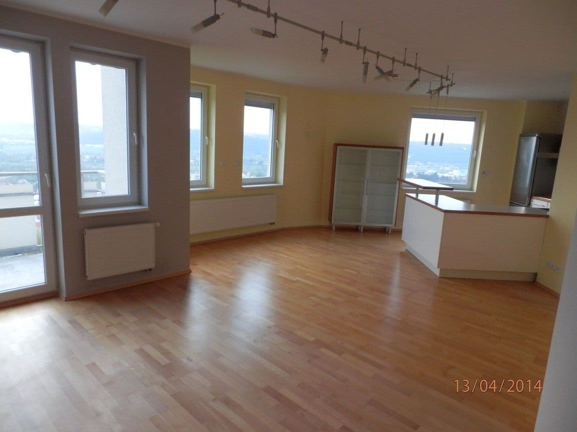 Pronájem bytu 4+kk 120 m², Semická, Praha, Praha Pronájem bytu 4+kk 120 m², Semická, Praha, Praha