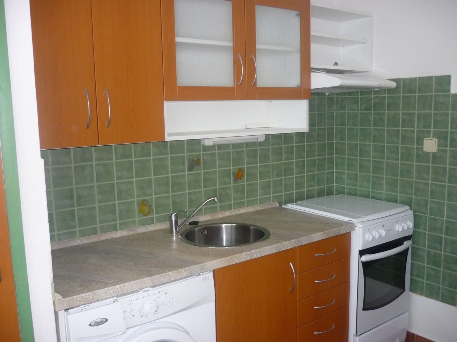 Pronájem bytu 1+1 34 m², Dukelských bojovníků, Znojmo, Jihomoravský kraj Pronájem bytu 1+1 34 m², Dukelských bojovníků, Znojmo, Jihomoravský kraj