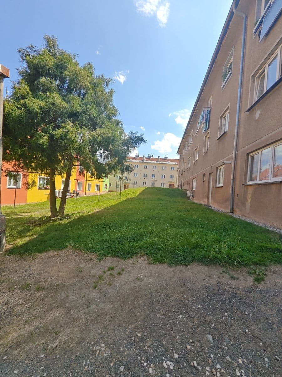 Pronájem bytu 1+kk 34 m², Zámecká, Kynšperk nad Ohří, Karlovarský kraj Pronájem bytu 1+kk 34 m², Zámecká, Kynšperk nad Ohří, Karlovarský kraj
