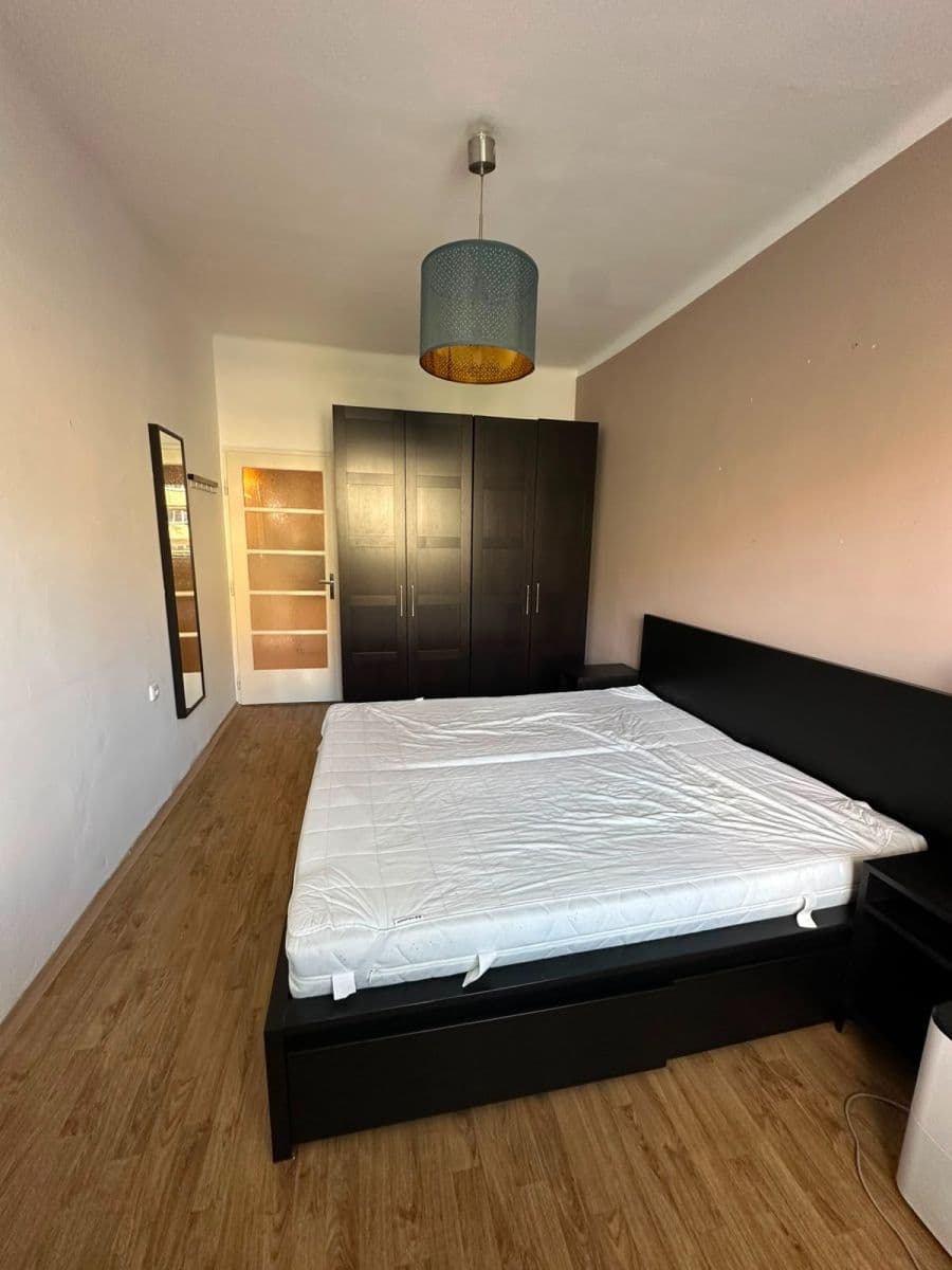 Pronájem bytu 2+1 48 m², Vrchlického, Praha, Praha Pronájem bytu 2+1 48 m², Vrchlického, Praha, Praha