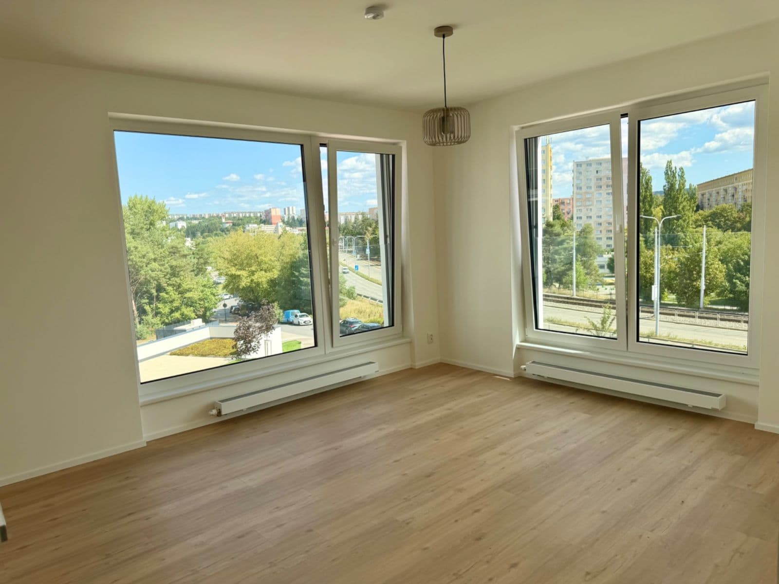 Pronájem bytu 2+kk 57 m², třída Generála Píky, Brno, Jihomoravský kraj Pronájem bytu 2+kk 57 m², třída Generála Píky, Brno, Jihomoravský kraj