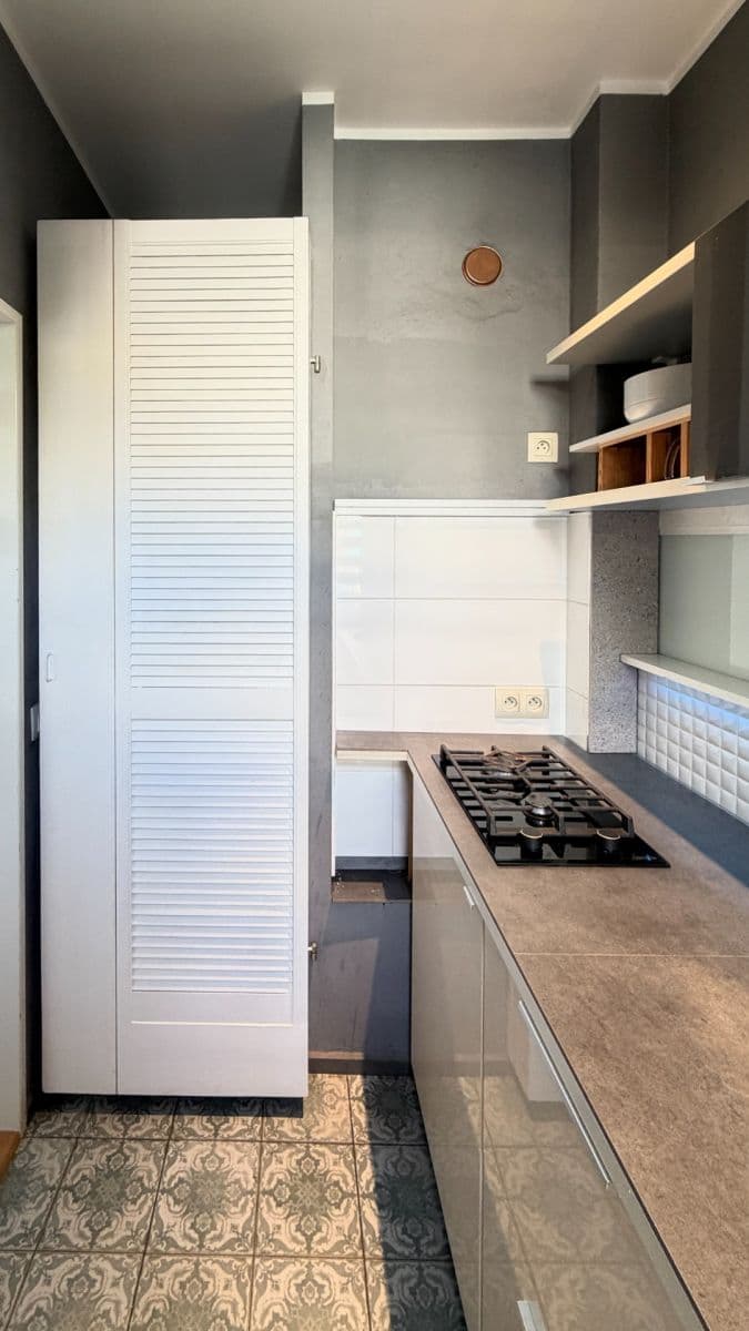 Pronájem bytu 2+kk 40 m², U Mlýna, Praha, Praha Pronájem bytu 2+kk 40 m², U Mlýna, Praha, Praha