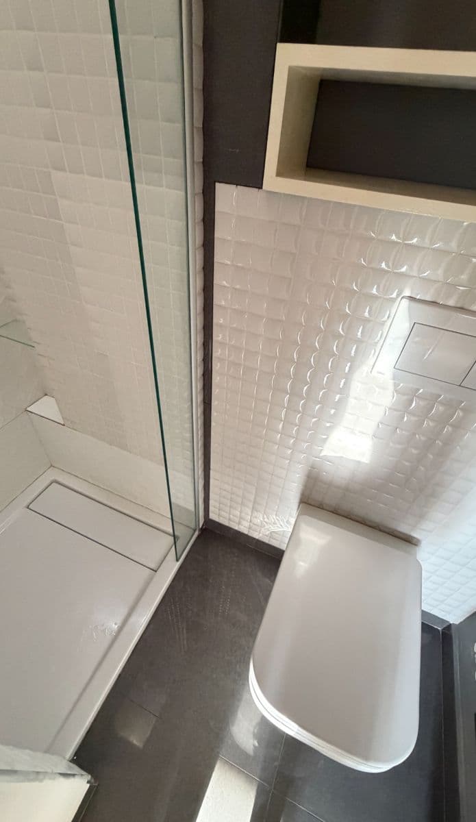 Pronájem bytu 2+kk 40 m², U Mlýna, Praha, Praha Pronájem bytu 2+kk 40 m², U Mlýna, Praha, Praha
