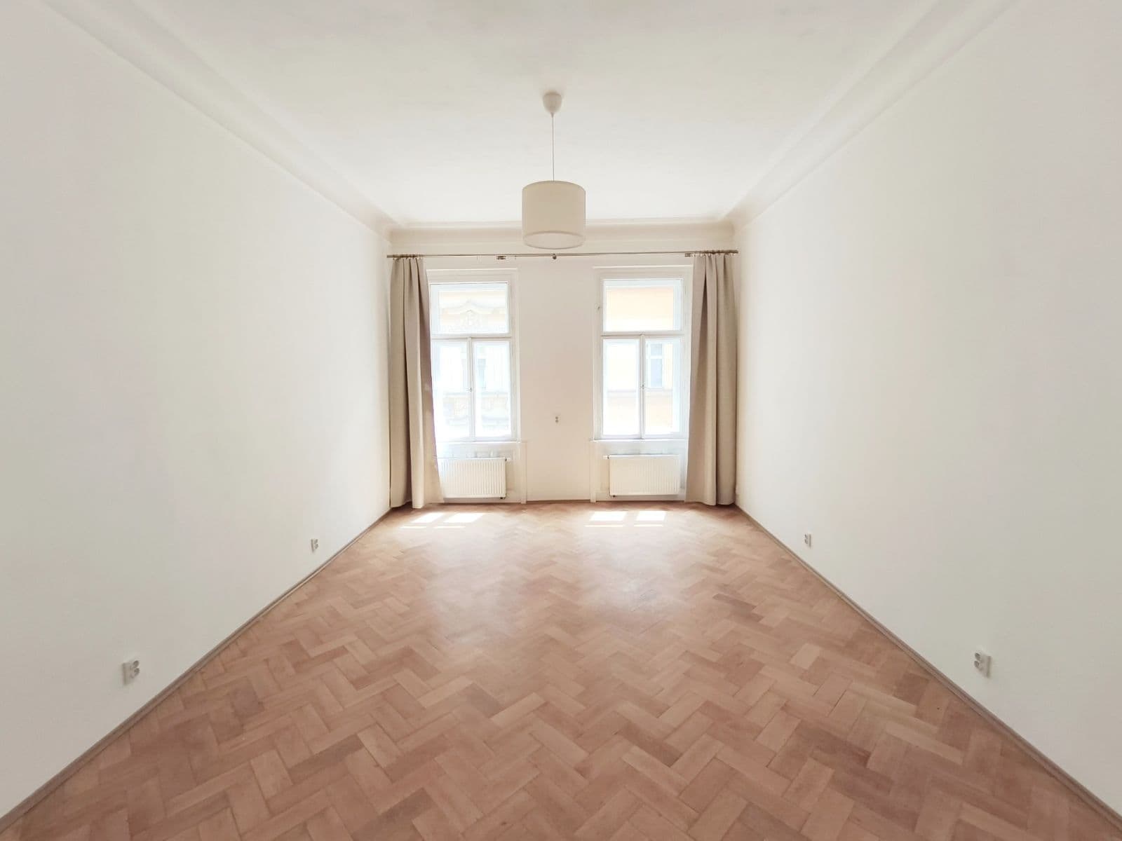 Pronájem bytu 1+kk 39 m², Soukenická, Praha, Praha Pronájem bytu 1+kk 39 m², Soukenická, Praha, Praha
