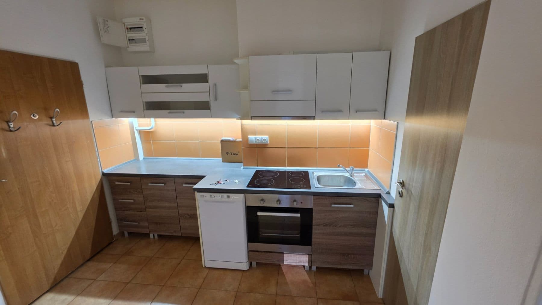 Pronájem bytu 2+kk 42 m², Vrchlického, Praha, Praha Pronájem bytu 2+kk 42 m², Vrchlického, Praha, Praha