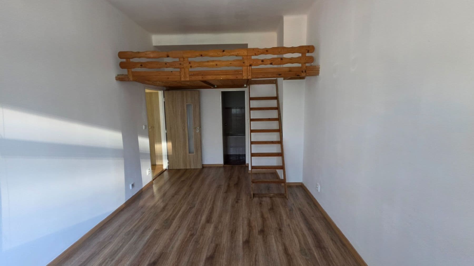 Pronájem bytu 2+kk 42 m², Vrchlického, Praha, Praha Pronájem bytu 2+kk 42 m², Vrchlického, Praha, Praha