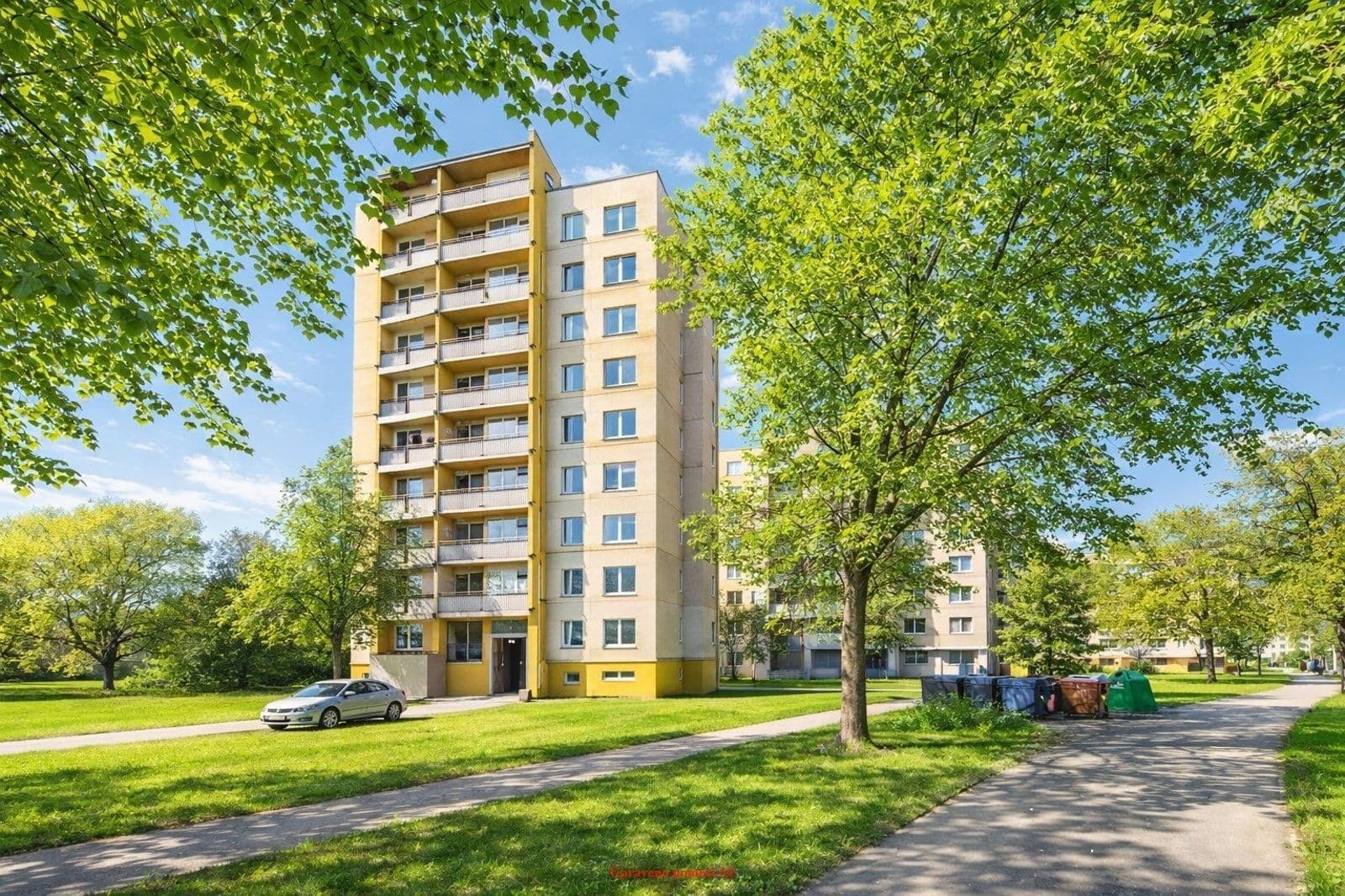 Pronájem bytu 1+kk 28 m², Československé armády, Frýdek-Místek, Moravskoslezský kraj Pronájem bytu 1+kk 28 m², Československé armády, Frýdek-Místek, Moravskoslezský kraj