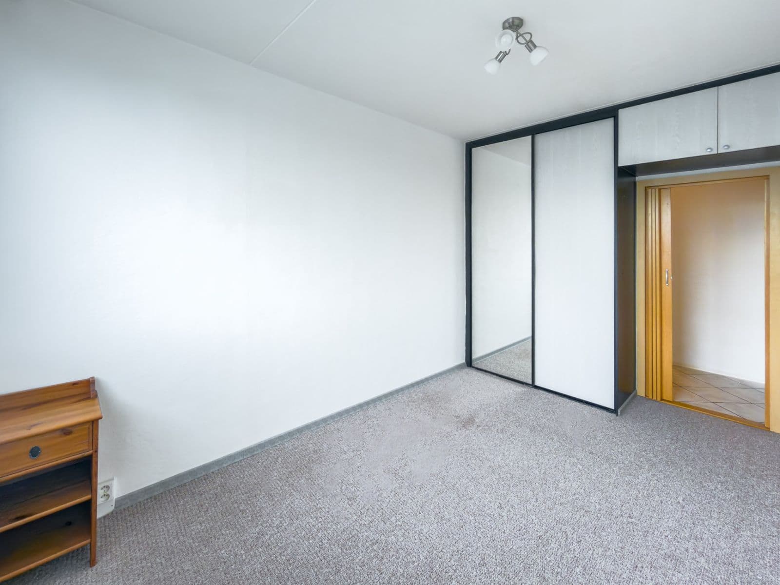 Pronájem bytu 3+1 66 m², Travná, Praha, Praha Pronájem bytu 3+1 66 m², Travná, Praha, Praha