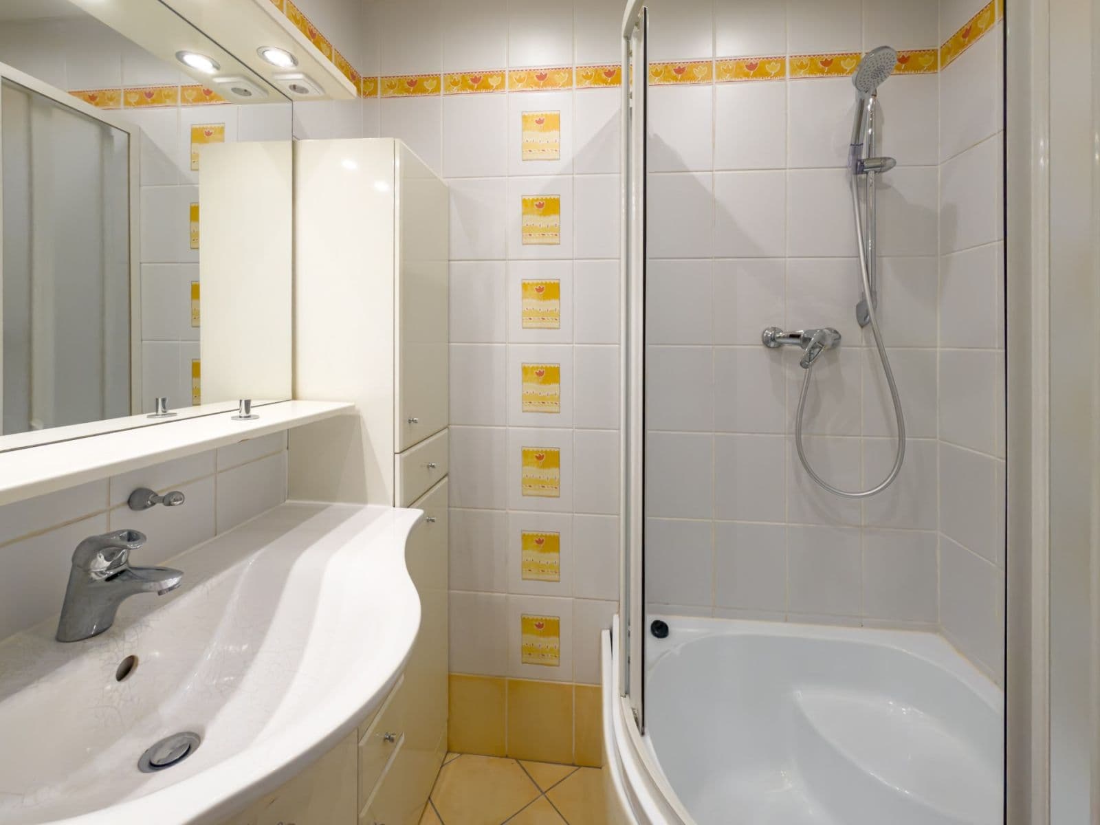 Pronájem bytu 3+1 66 m², Travná, Praha, Praha Pronájem bytu 3+1 66 m², Travná, Praha, Praha