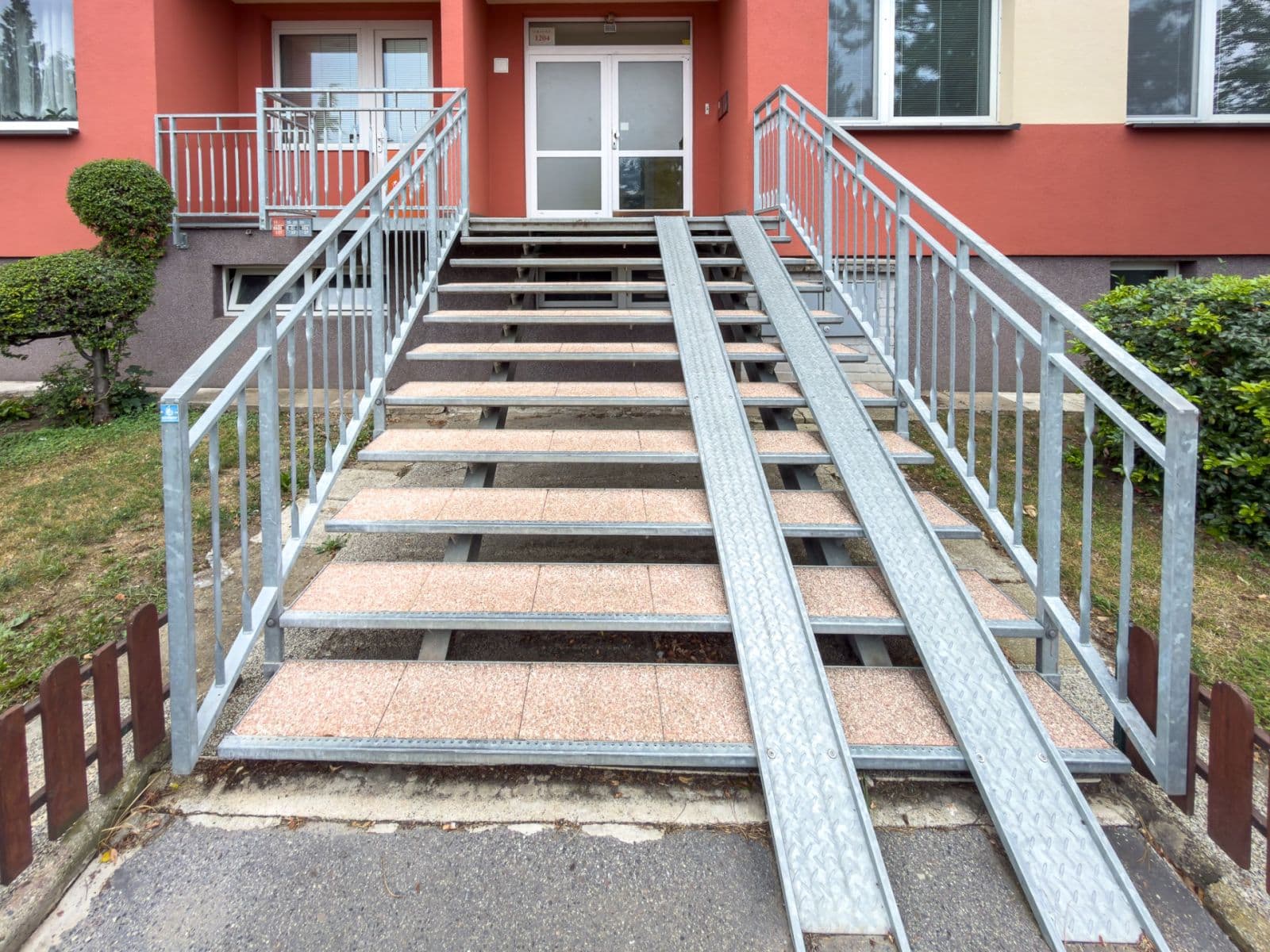 Pronájem bytu 3+1 66 m², Travná, Praha, Praha Pronájem bytu 3+1 66 m², Travná, Praha, Praha