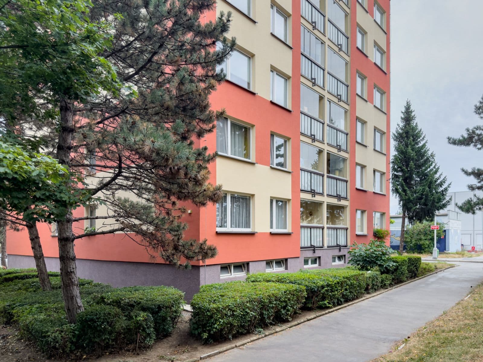Pronájem bytu 3+1 66 m², Travná, Praha, Praha Pronájem bytu 3+1 66 m², Travná, Praha, Praha