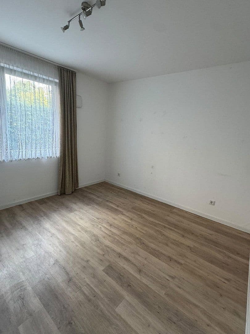 Pronájem bytu 2+1 72 m², Merveldt Str. 159, Recklinghausen, Severní Porýní-Vestfálsko Pronájem bytu 2+1 72 m², Merveldt Str. 159, Recklinghausen, Severní Porýní-Vestfálsko