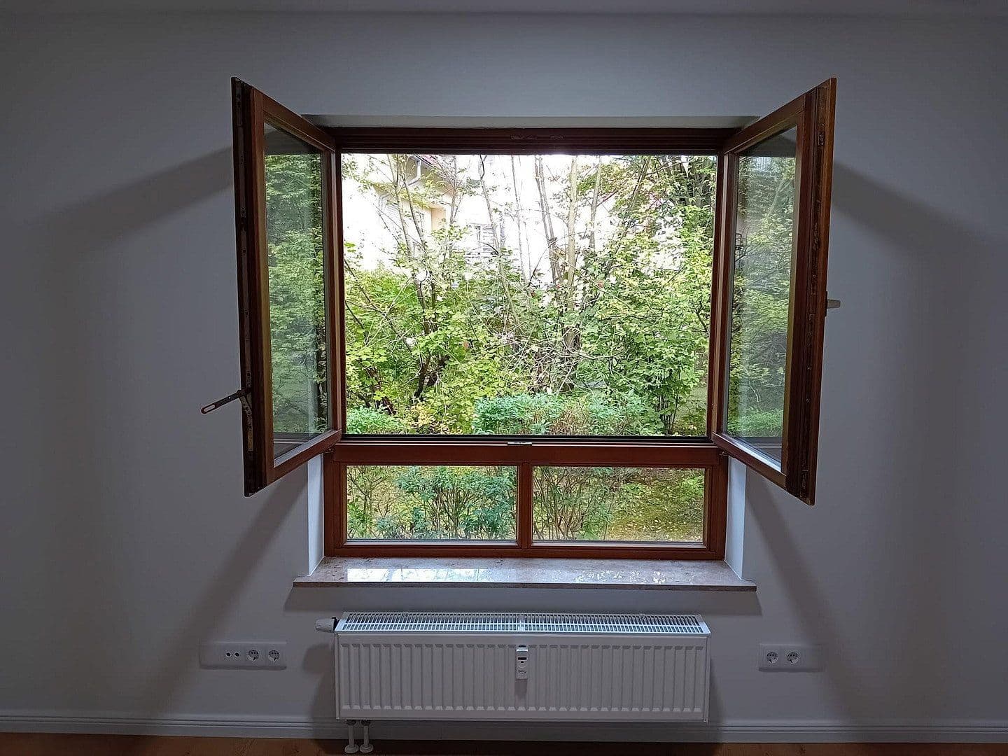 Prodej bytu 3+1 66 m², Radeberger Str. 26, Dresden Weissig, Sasko Prodej bytu 3+1 66 m², Radeberger Str. 26, Dresden Weissig, Sasko