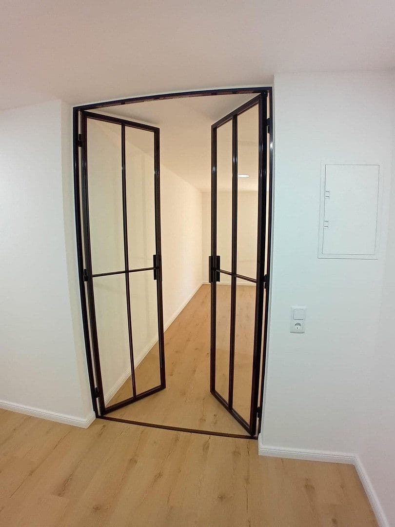 Prodej bytu 3+1 66 m², Radeberger Str. 26, Dresden Weissig, Sasko Prodej bytu 3+1 66 m², Radeberger Str. 26, Dresden Weissig, Sasko