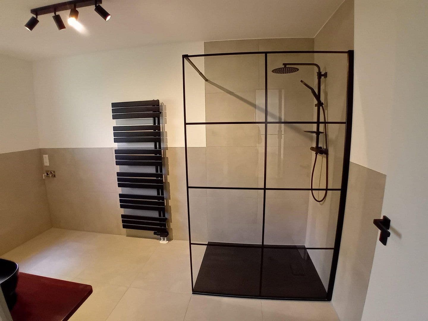 Prodej bytu 3+1 66 m², Radeberger Str. 26, Dresden Weissig, Sasko Prodej bytu 3+1 66 m², Radeberger Str. 26, Dresden Weissig, Sasko