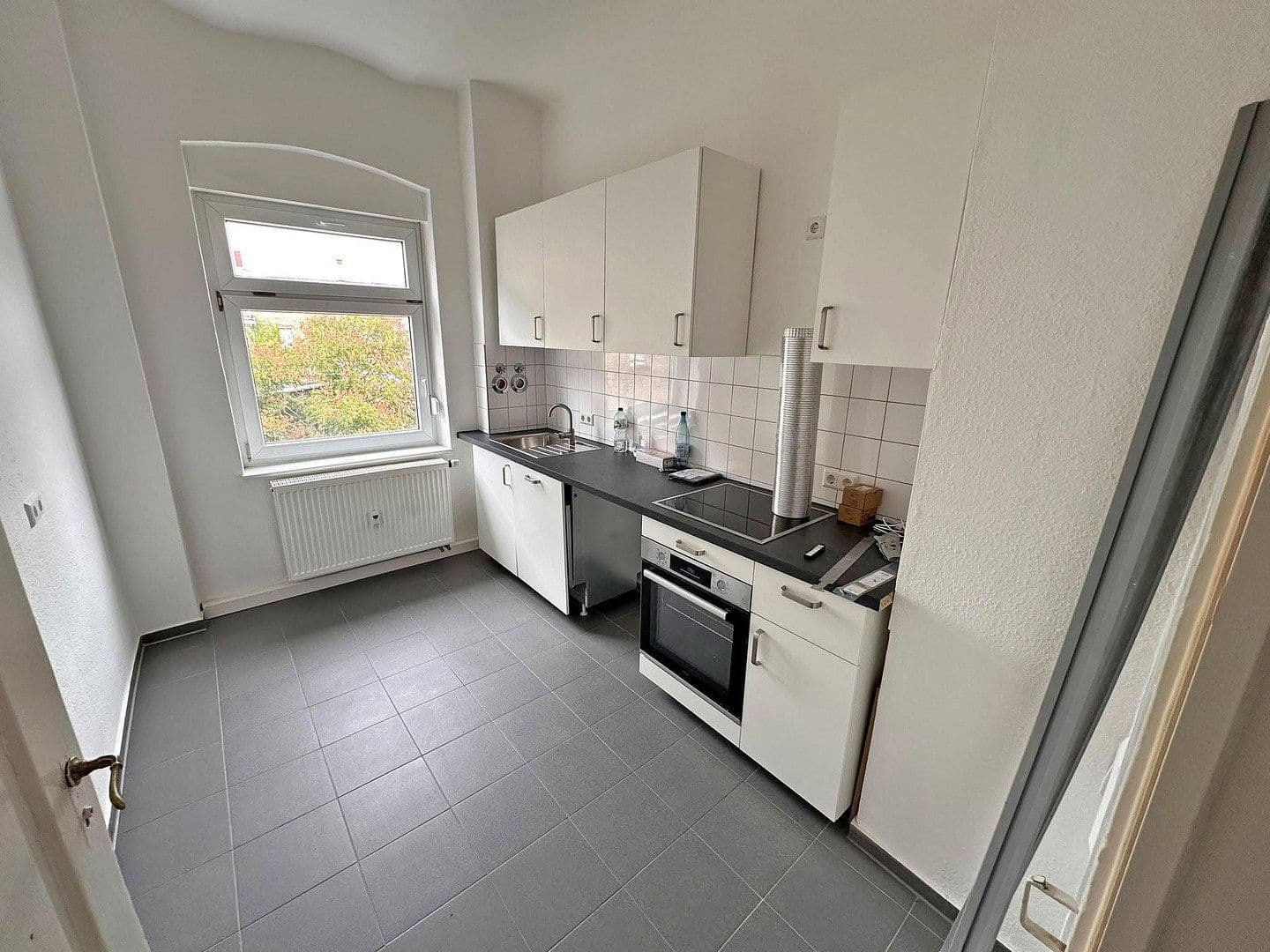 Pronájem bytu 2+1 48 m², Rüppurrer Str. 20b, Karlsruhe, Bádensko-Württembersko Pronájem bytu 2+1 48 m², Rüppurrer Str. 20b, Karlsruhe, Bádensko-Württembersko
