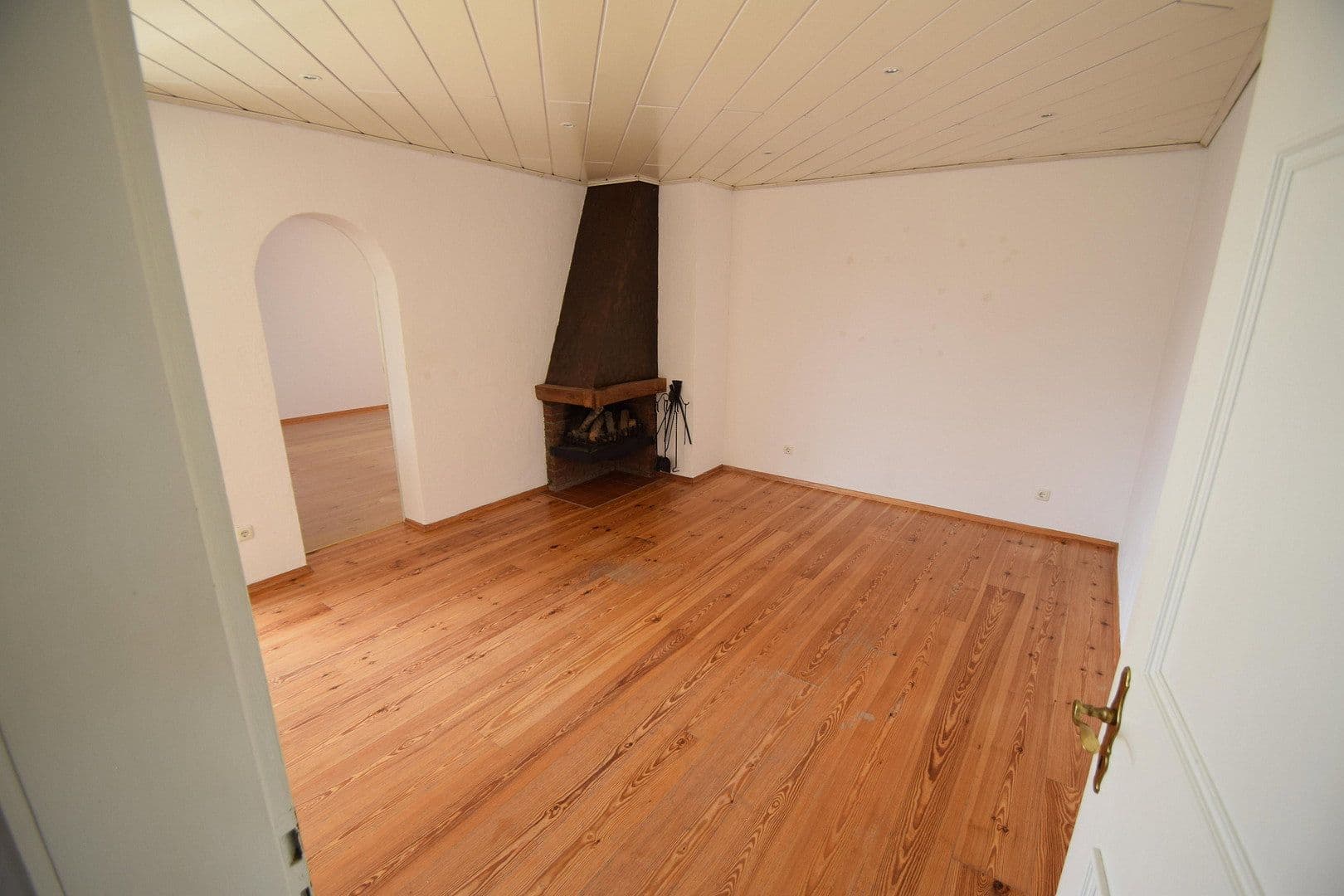 Prodej domu 216 m², pozemek 530 m², Weiterstadt, Hessen Prodej domu 216 m², pozemek 530 m², Weiterstadt, Hessen