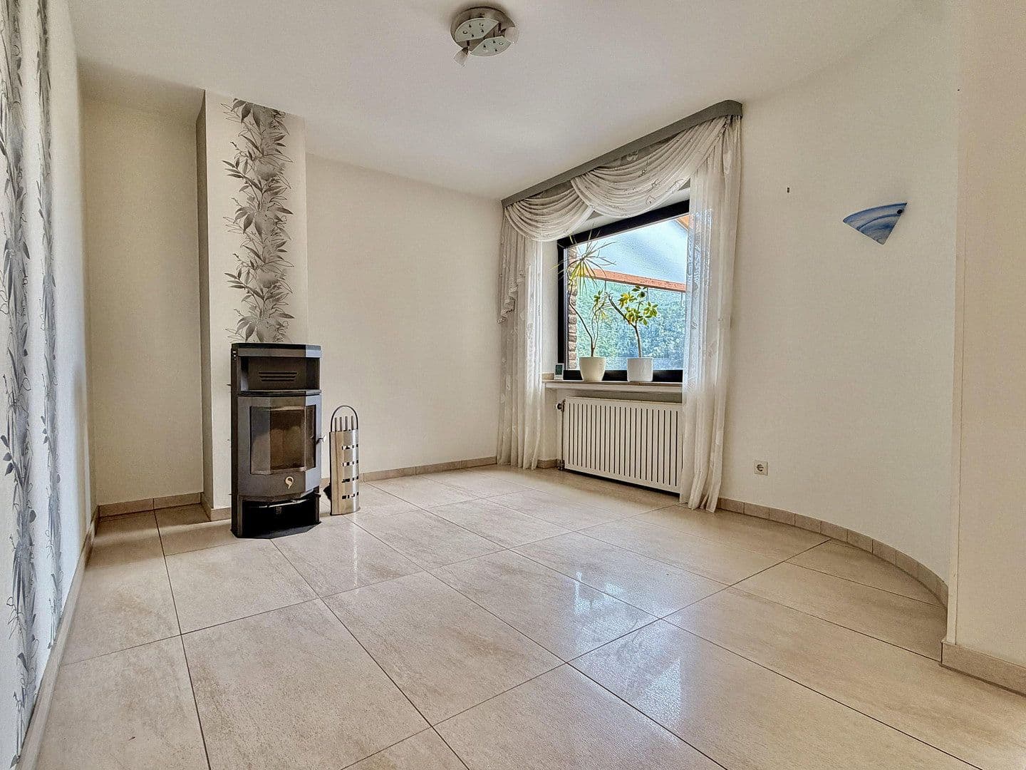 Prodej domu 137 m², pozemek 379 m², Erkelenz, Severní Porýní-Vestfálsko Prodej domu 137 m², pozemek 379 m², Erkelenz, Severní Porýní-Vestfálsko