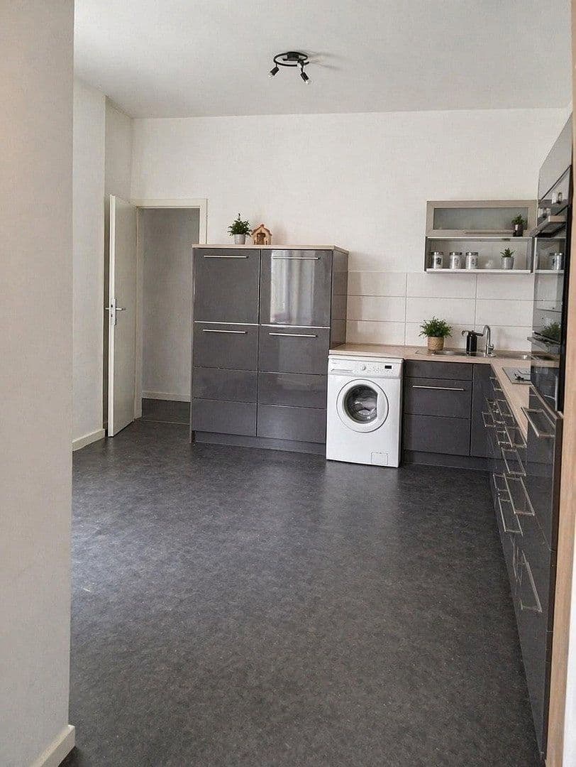 Pronájem bytu 4+kk 93 m², Messerschmiedestr. 22, Žíč, Sasko-Anhaltsko Pronájem bytu 4+kk 93 m², Messerschmiedestr. 22, Žíč, Sasko-Anhaltsko