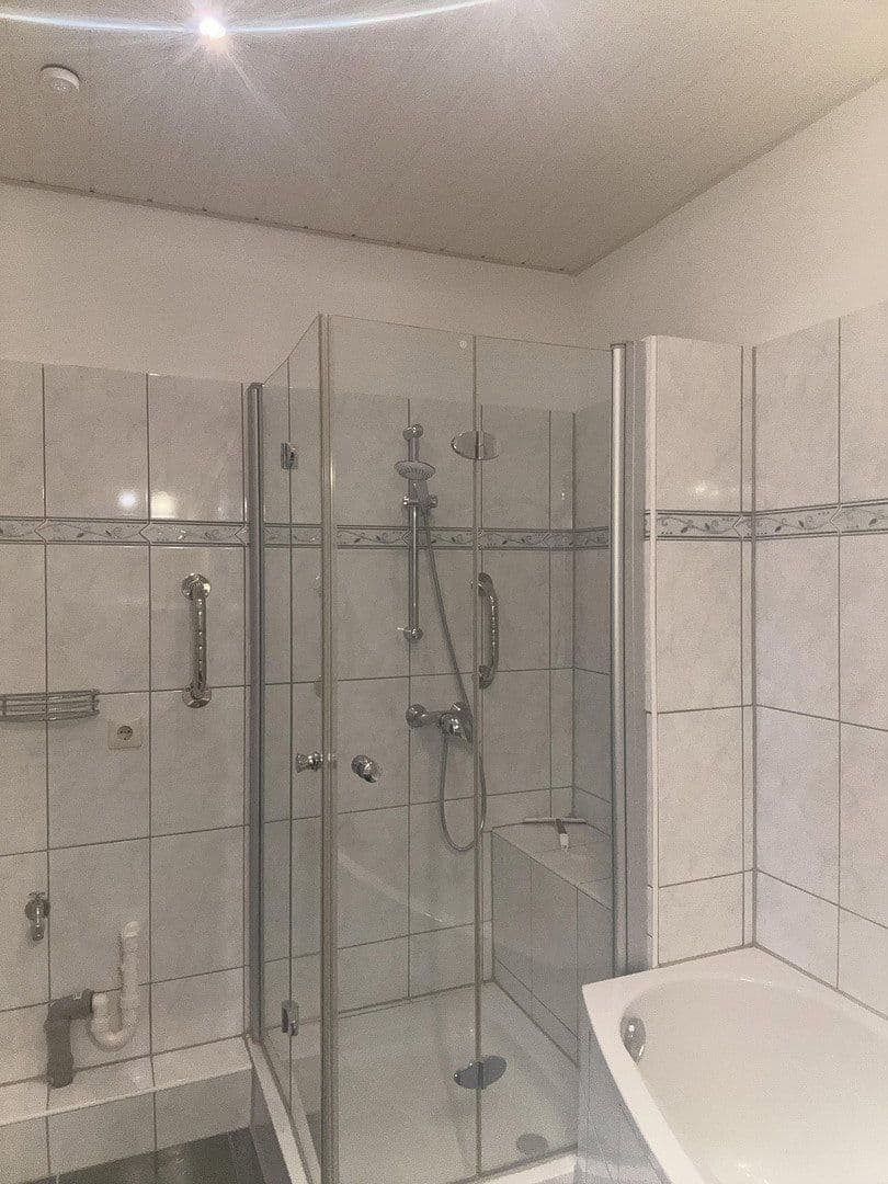 Pronájem bytu 3+1 93 m², Graudenzstraße, Köln-Porz, Severní Porýní-Vestfálsko Pronájem bytu 3+1 93 m², Graudenzstraße, Köln-Porz, Severní Porýní-Vestfálsko