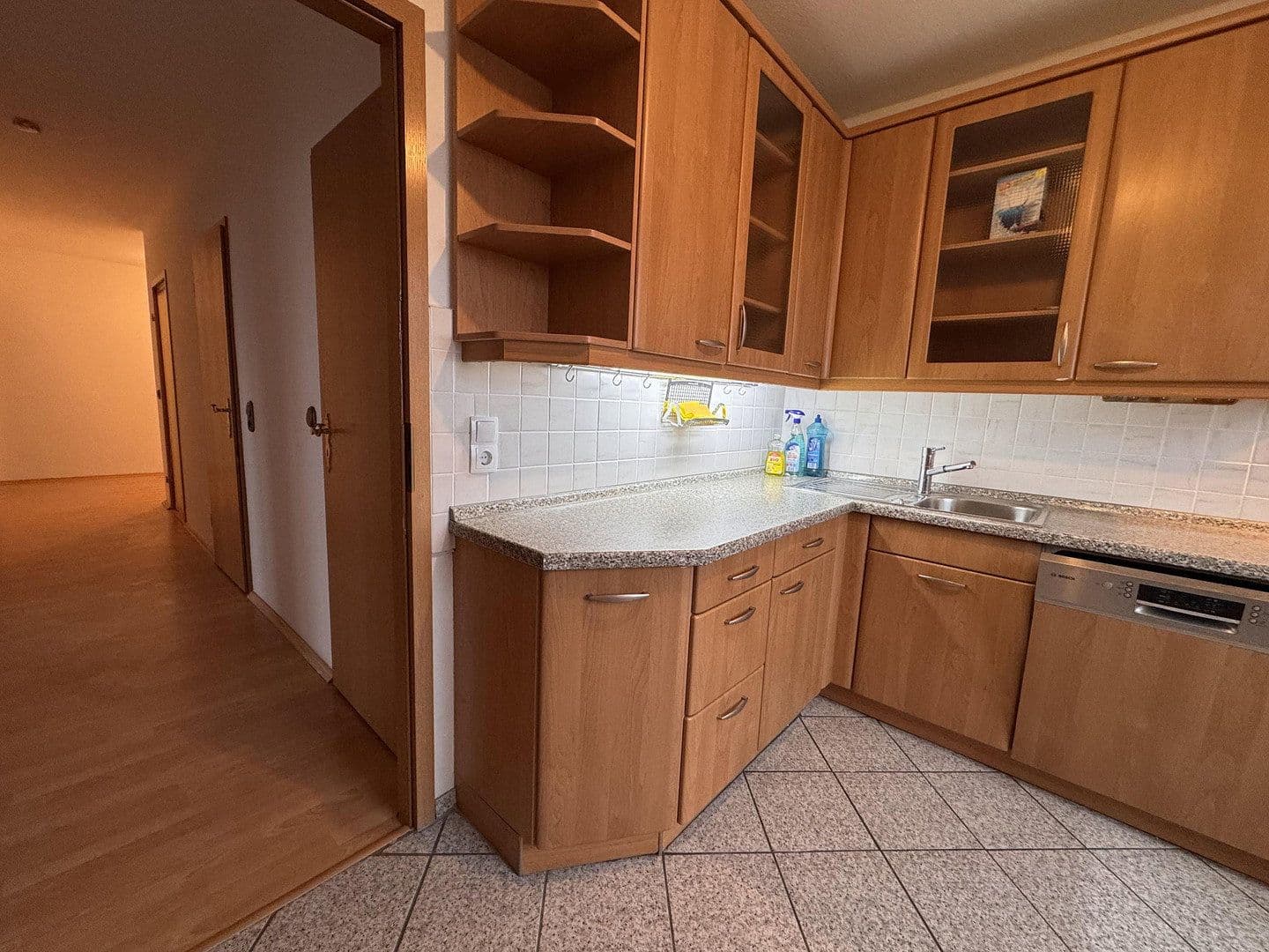 Pronájem bytu 3+1 93 m², Graudenzstraße, Köln-Porz, Severní Porýní-Vestfálsko Pronájem bytu 3+1 93 m², Graudenzstraße, Köln-Porz, Severní Porýní-Vestfálsko