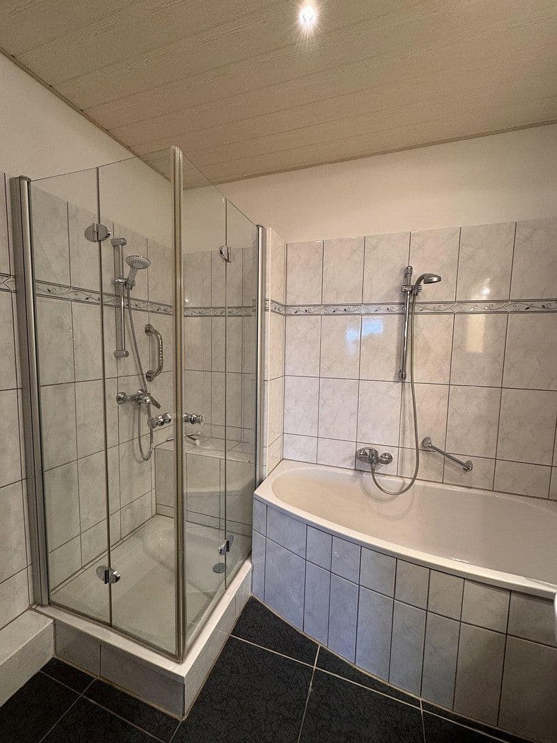 Pronájem bytu 3+1 93 m², Graudenzstraße, Köln-Porz, Severní Porýní-Vestfálsko Pronájem bytu 3+1 93 m², Graudenzstraße, Köln-Porz, Severní Porýní-Vestfálsko