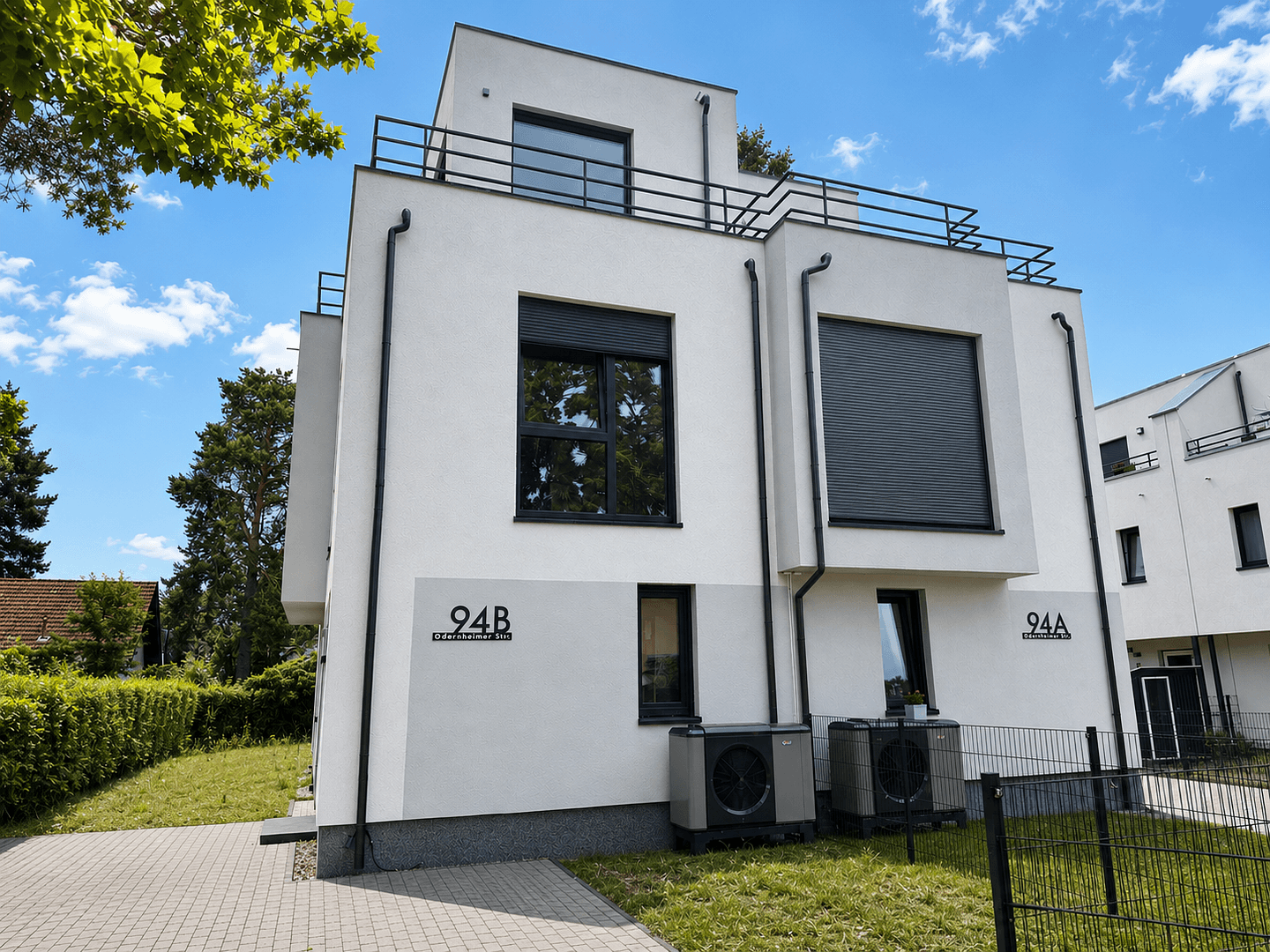 Prodej domu 122 m², pozemek 197 m², Odernheimer Straße 94 B, Berlin, Berlín Prodej domu 122 m², pozemek 197 m², Odernheimer Straße 94 B, Berlin, Berlín