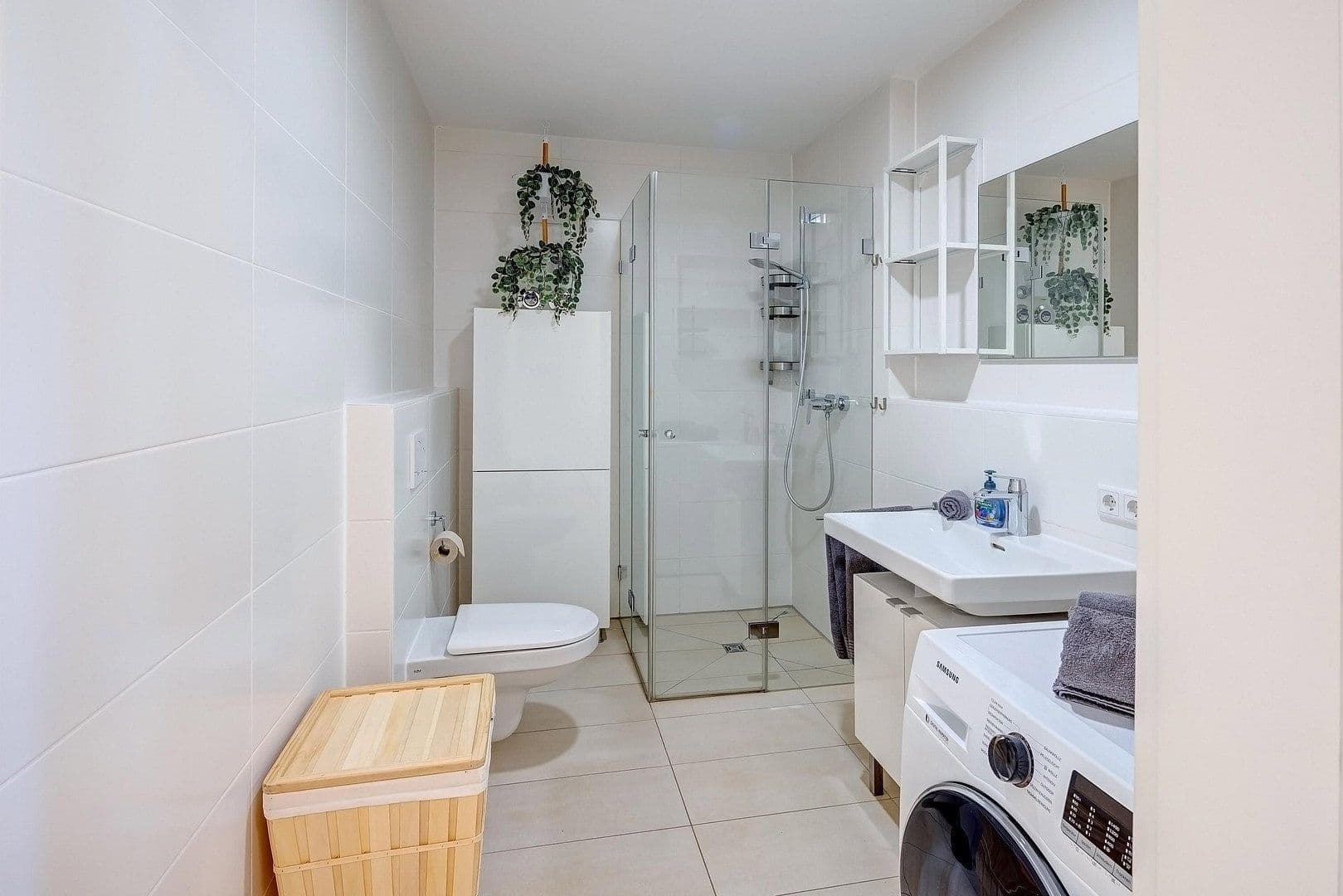 Pronájem bytu 1+1 42 m², Uhdestraße 14d, München, Bavorsko Pronájem bytu 1+1 42 m², Uhdestraße 14d, München, Bavorsko
